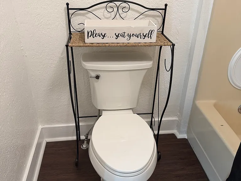 1st floor bath