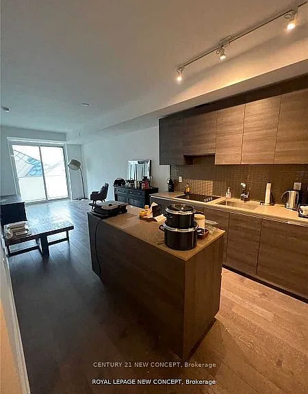 200 Bloor St W #504 — Photo 5