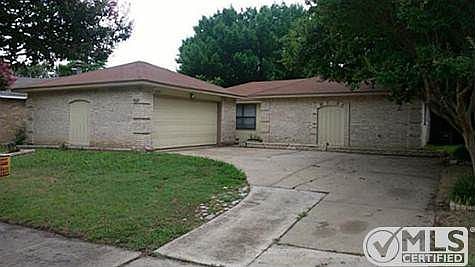 1st image of 2307 Clearhaven Dr