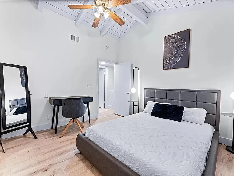 1075 N Richman Knls — Photo 14