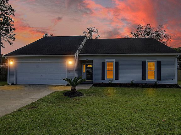 2nd image of 8599 Heatherglen Ct