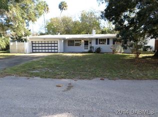 389 N Seneca St, Daytona Beach, FL 32114