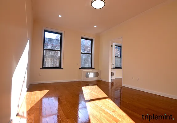 Rented by Triplemint | media 10