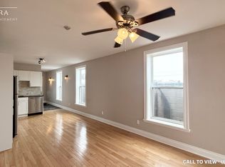 192 Locke St S #3, Hamilton, ON L8P4B4