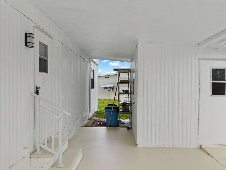 913 Beechwood Ave — Photo 10