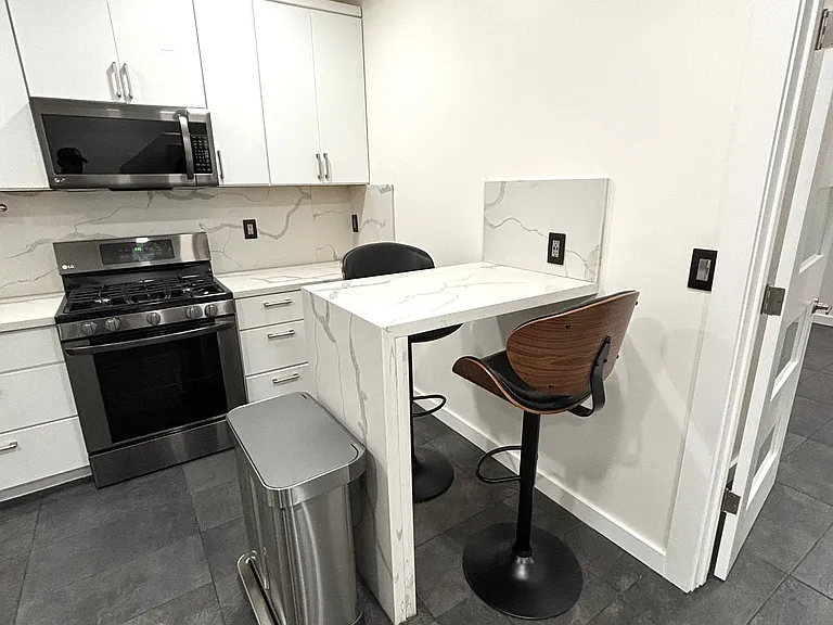 2300 Fruitvale Ave #A — Photo 5