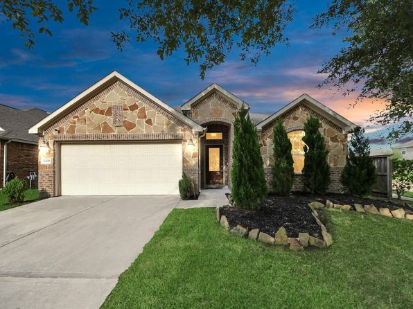2439 Dark Elm Dr
