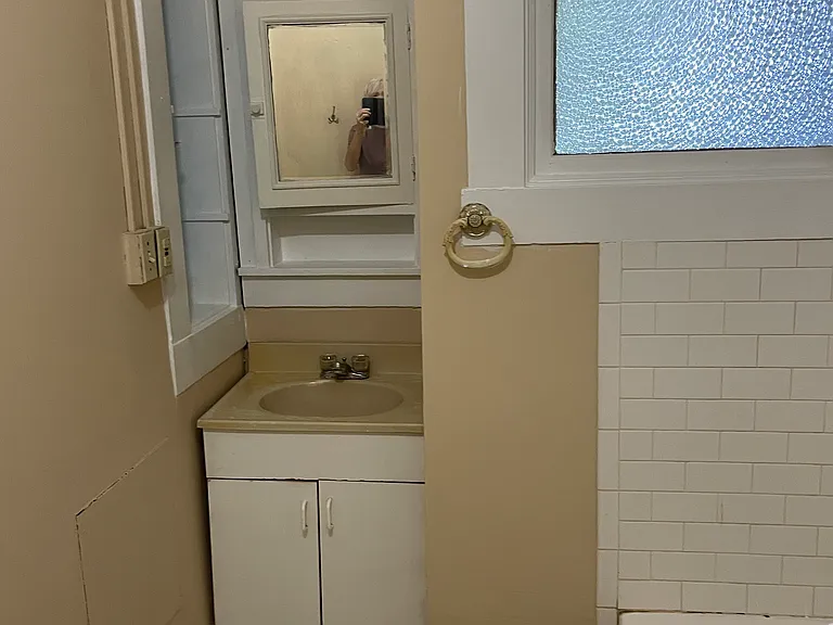 514 Wapping St #D — Photo 11