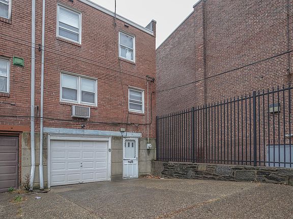 2nd image of 4011 Stirling St