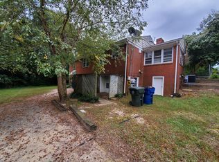 203 Jones Franklin Rd #B, Raleigh, NC 27606