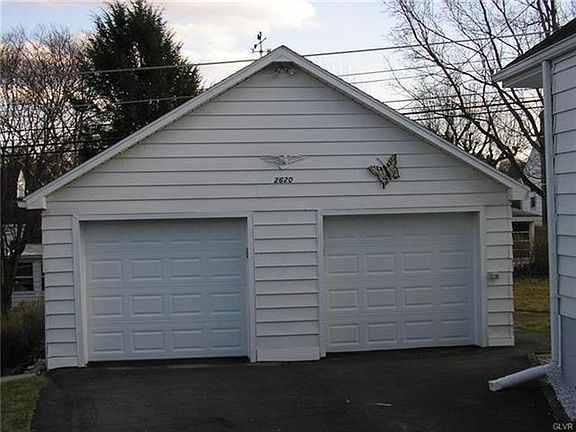 3rd image of 2620 Eldridge Ave