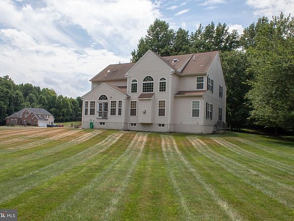 3rd image of 6100 Gold Yarrow Ln