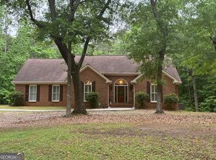 155 Thistle Ln, Fayetteville, GA 30215