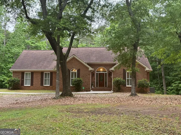 155 Thistle Ln, Fayetteville, GA 30215