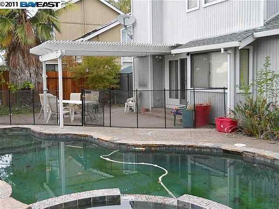 2nd image of 404 Greystone Dr