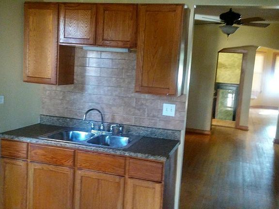 2nd image of 9442 S Bishop St APT 1