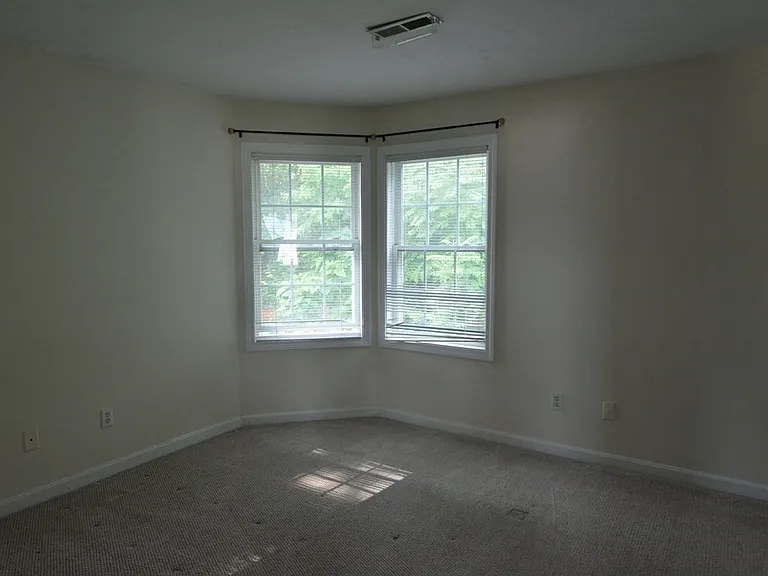 24 Ptarmigan Dr #24 — Photo 12