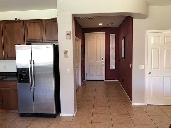 4th image of 15657 W Devonshire Ave