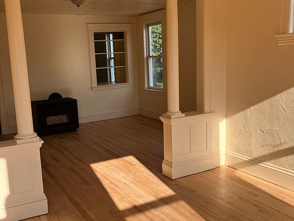 4th image of 8 Shannon St #3