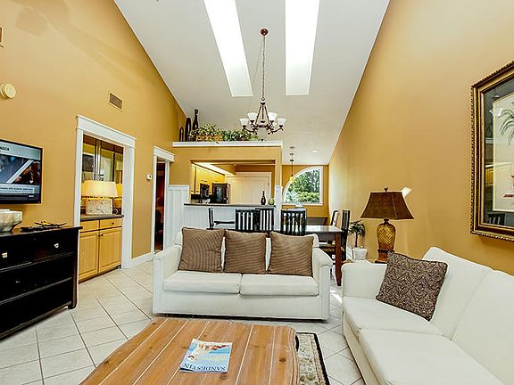 5th image of 8985 Heron Walk Dr W #8985