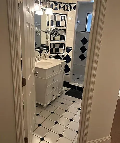 807 Westbourne Dr — Photo 35
