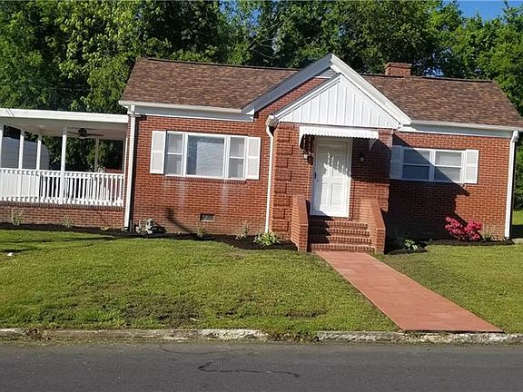 2nd image of 207 Greenwood St