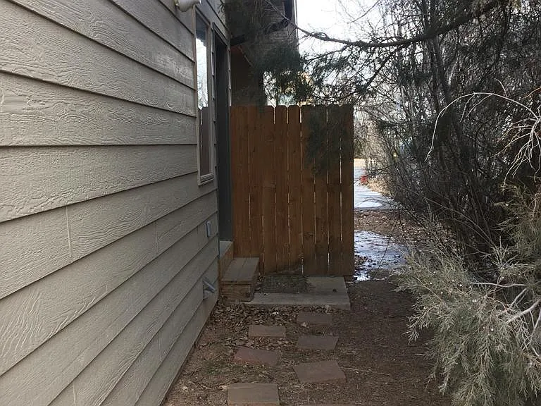 1416 E Custer St — Photo 24