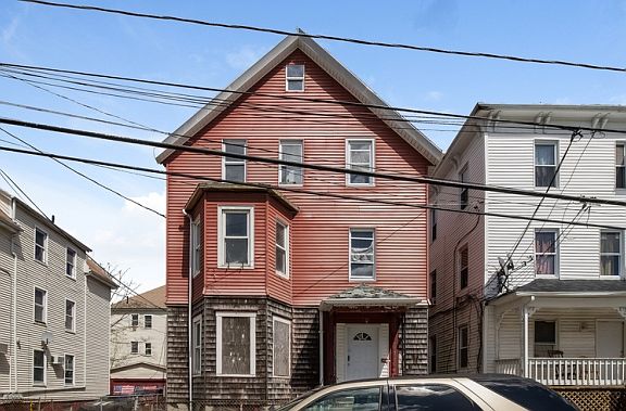 2nd image of 14 Viall St