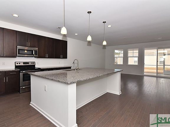 2nd image of 102 Bushwood Drive