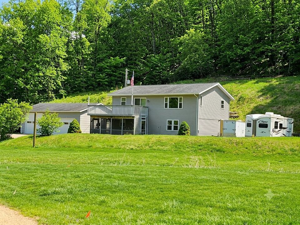 1st image of 4811 Lynn Hollow Ln