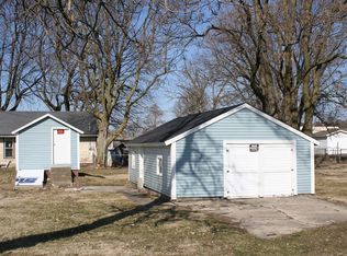 1359 Hawthorne Ave, Frankfort, IN 46041