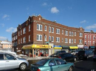 254 Albany Ave APT 2, Hartford, CT 06120