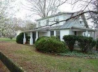 1157 Woodlands Rd, Charlottesville, VA 22901