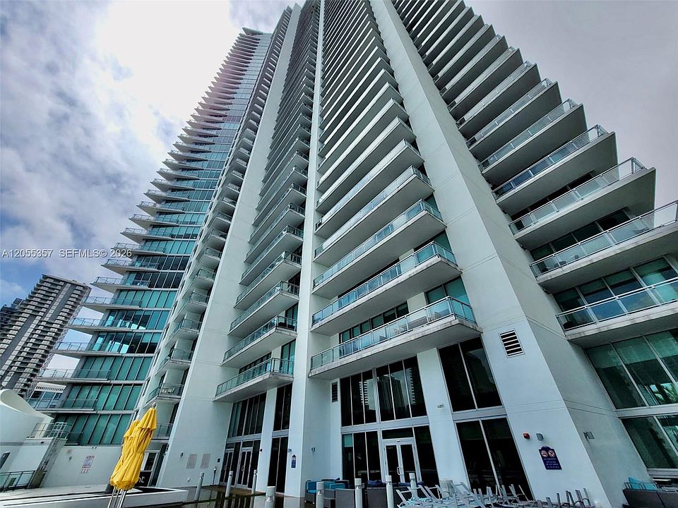 1st image of 92 SW 3rd St APT 1808