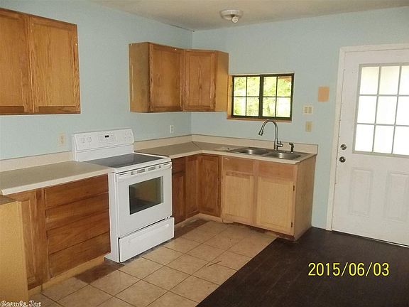 4th image of 2413 White Tail St