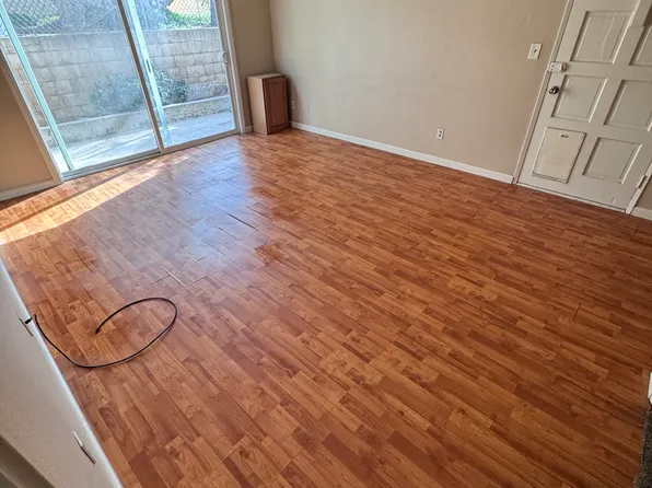 284 Highland Dr, Oxnard, CA 93035