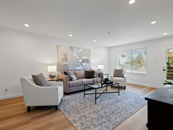 4000 Farm Hill Blvd APT 111, Redwood City, CA 94061