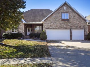 1961 S Bristol Ave, Springfield, MO 65809