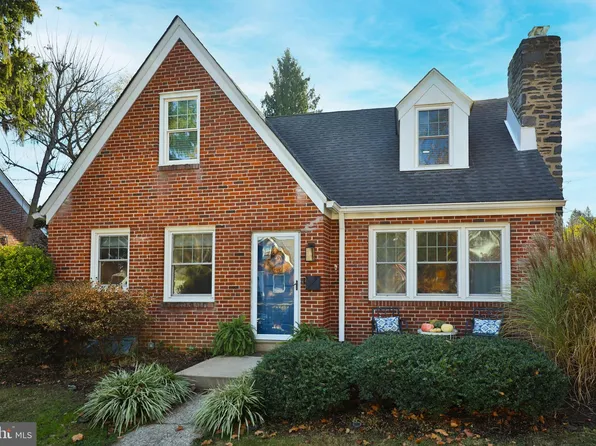 549 Seville St, Philadelphia, PA 19128