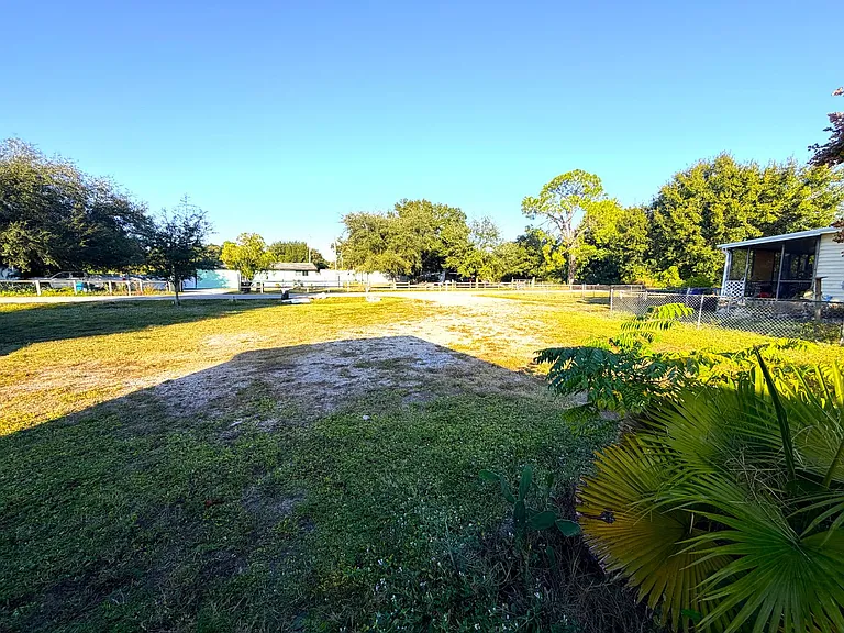 8115 Tolles Dr — Photo 14