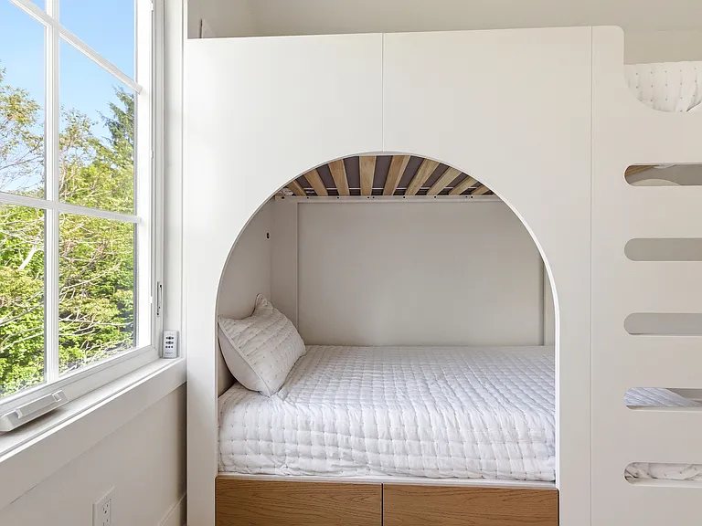 16009 Goodwin Ave #9 — Photo 18
