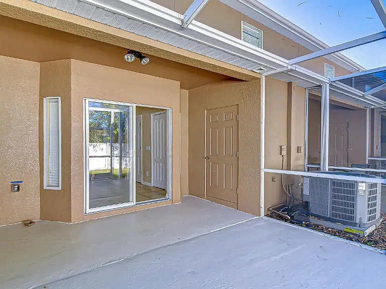 10720 Chesham Hill Ct — Photo 18