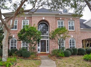 4410 Towering Oak Ct, Houston, TX 77059