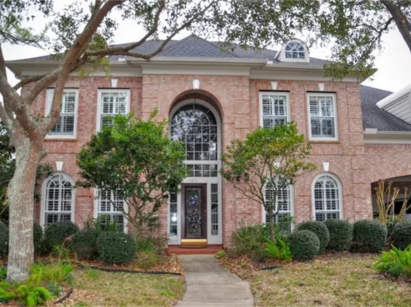 4410 Towering Oak Ct, Houston, TX 77059