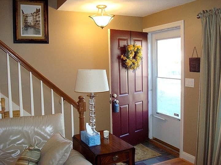 1st image of 30 Concord Dr
