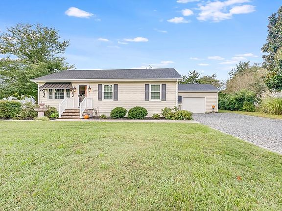 3rd image of 3180 Port Ct