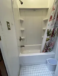 Rented by R New York