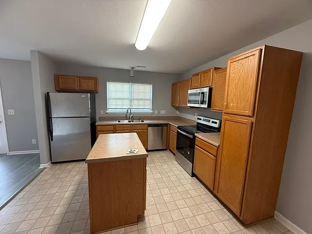4114 Flowering Path Ln — Photo 2