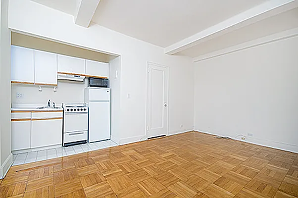 Sold by Barkoff Residential  | media 2