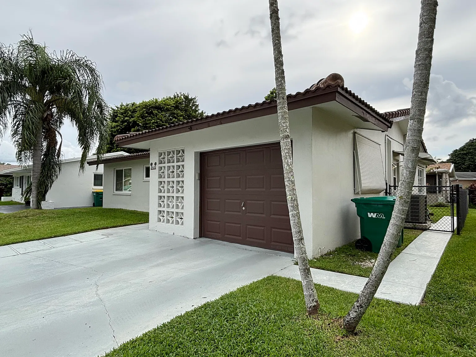 2 bed, 2.0 bath, 1243 sqft, $2,600 — Photo 3